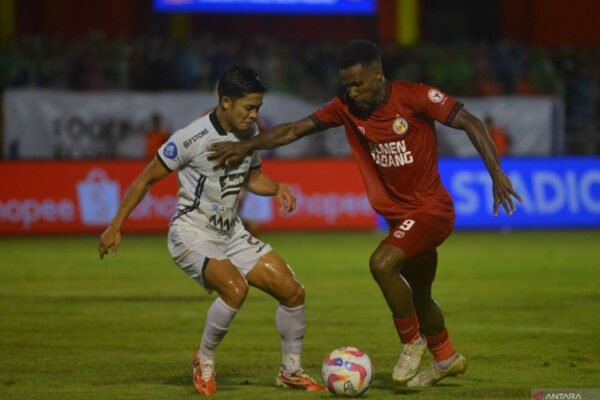 Persija Terjun dari Empat Besar Usai Kalah dari Semen Padang 0-2