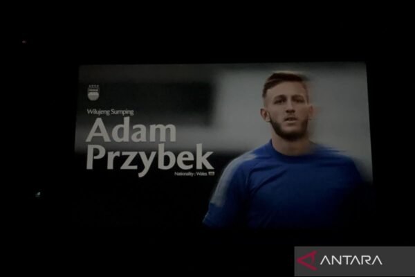 Persib Rekrut Adam Przybek Sebagai Pengganti Penjaga Gawang Mendoza
