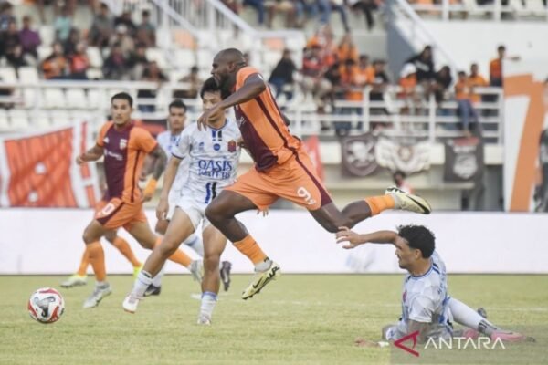 Super League Schedule: Persib Hosts Borneo FC, Dewa United Faces Off Against Persija
