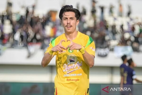 Persebaya Menanti Keputusan Komite Disiplin Terkait Sanksi Rivera